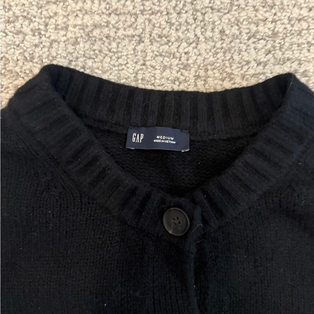 GAP Women's Black Cardigan Sweater